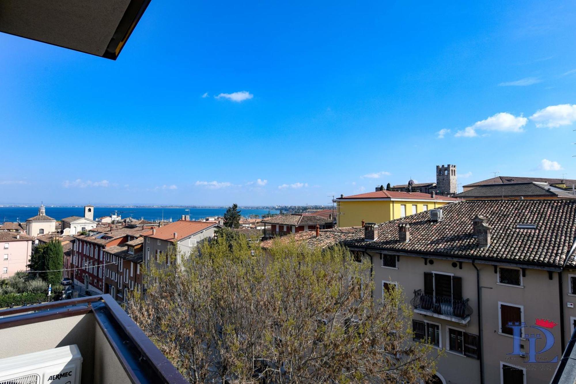 Desenzanoloft Official Partner Marriott Homes & Villas - Smiling In Desenzano Lake View Desenzano del Garda Exteriér fotografie